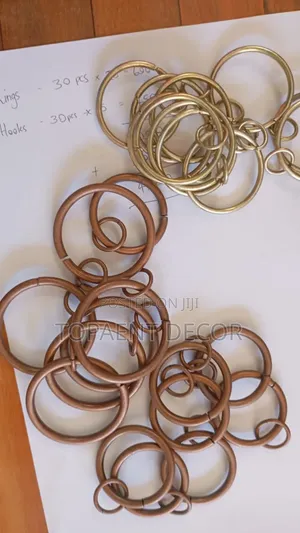 Strong Curtain Brown And Gold Drippery Rings