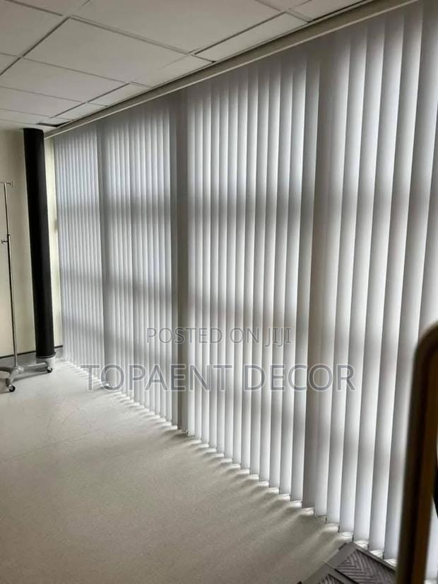 Light Grey  Window Vertical Blinds For Sunlight Protection - main view
