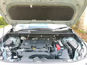 Toyota RAV4 Adventure AWD 2020 Green