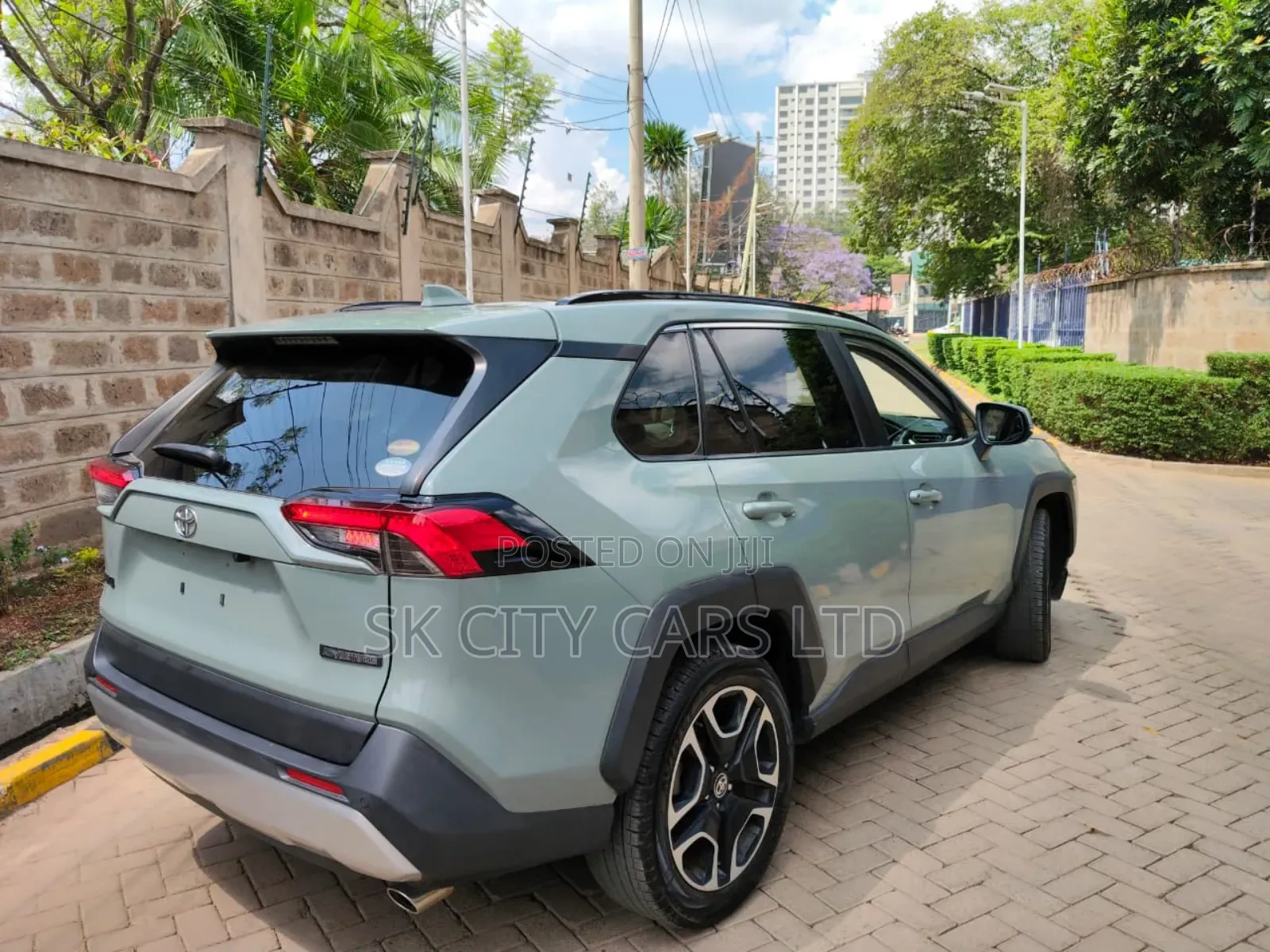 Toyota RAV4 Adventure AWD 2020 Green