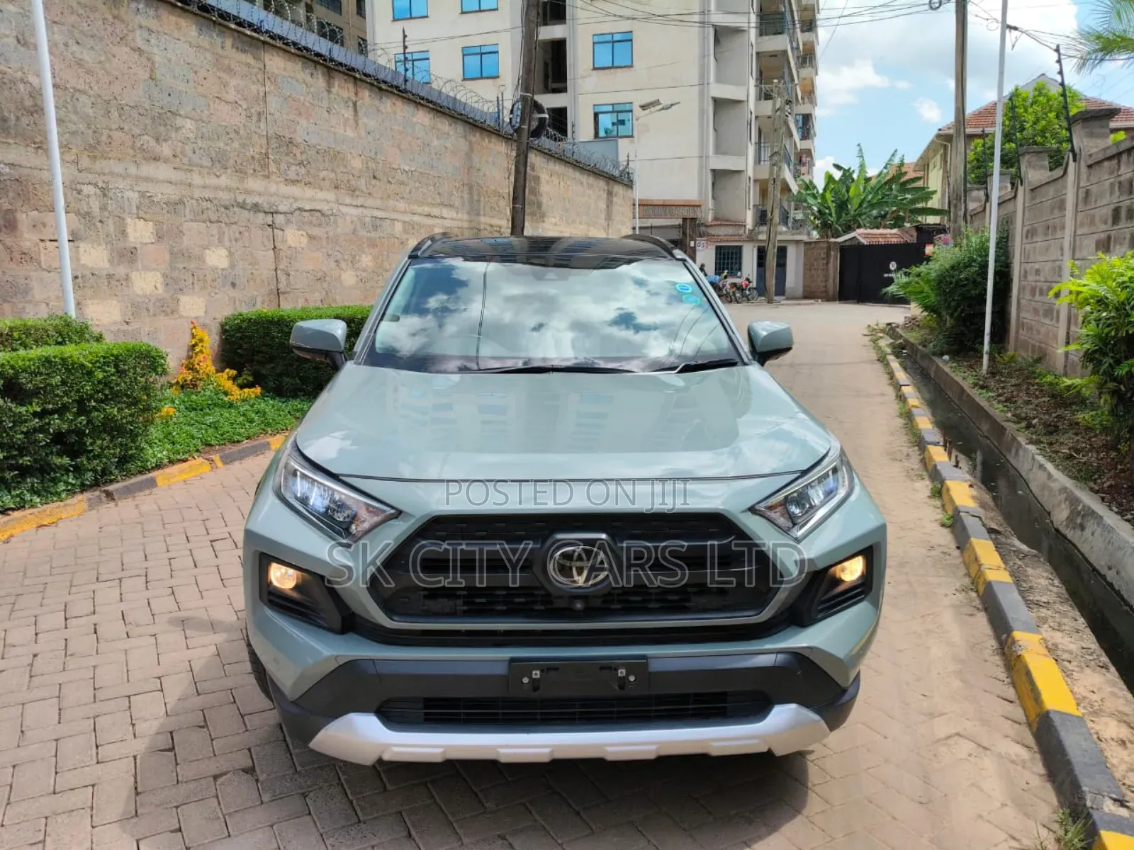 Toyota RAV4 Adventure AWD 2020 Green