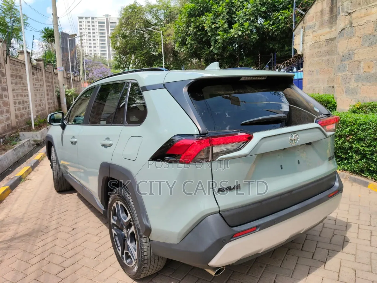Toyota RAV4 Adventure AWD 2020 Green