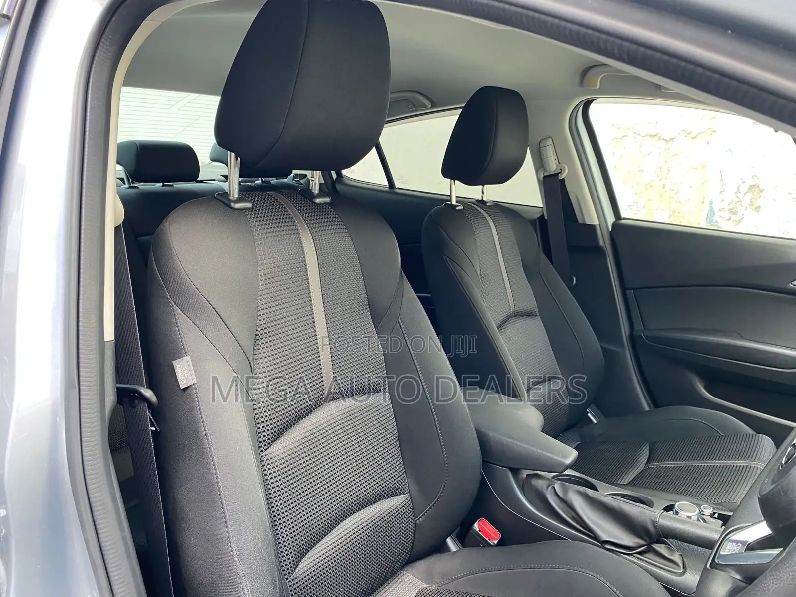 Mazda Axela 2018 Silver