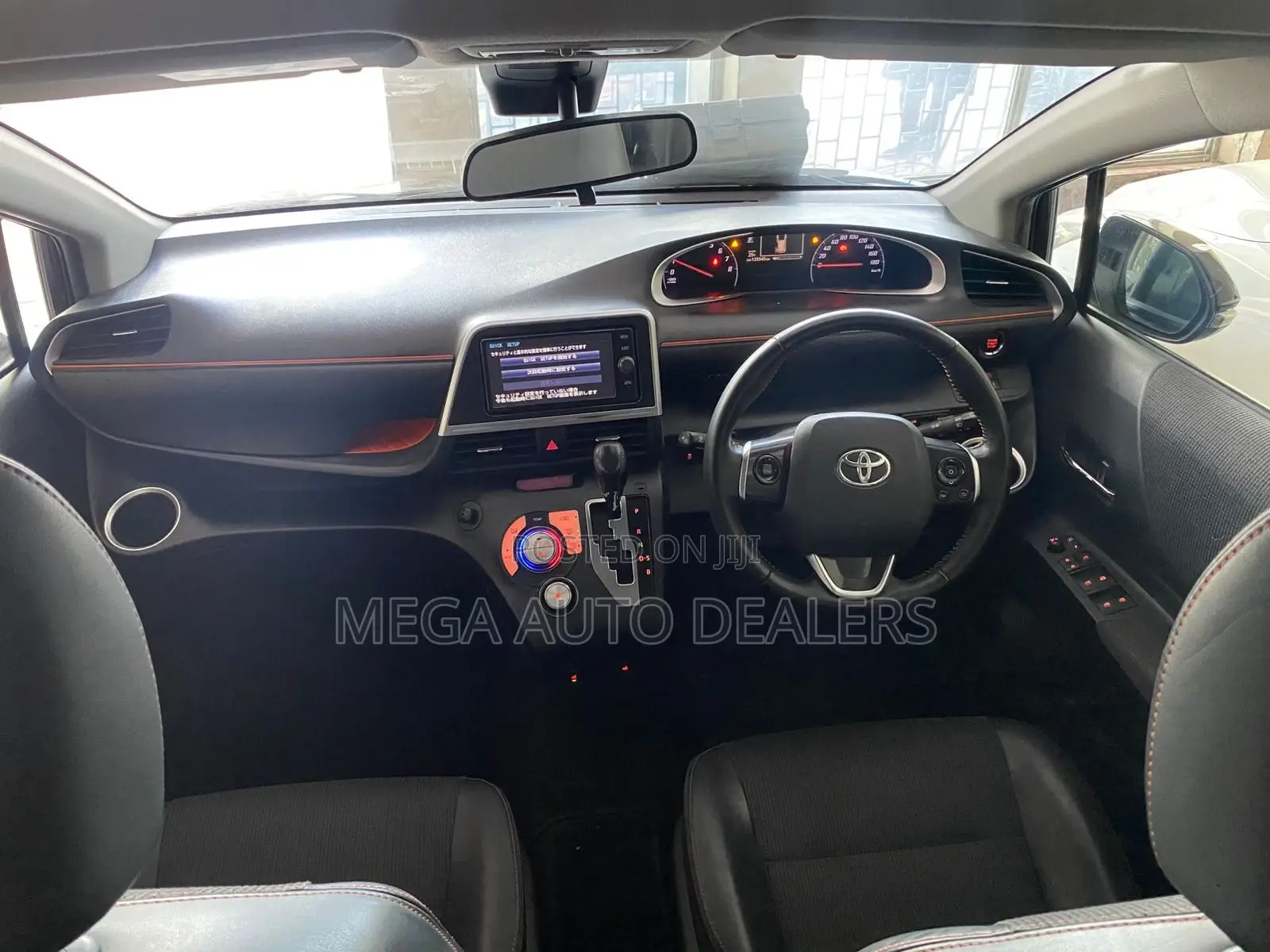 Toyota Sienta 2018