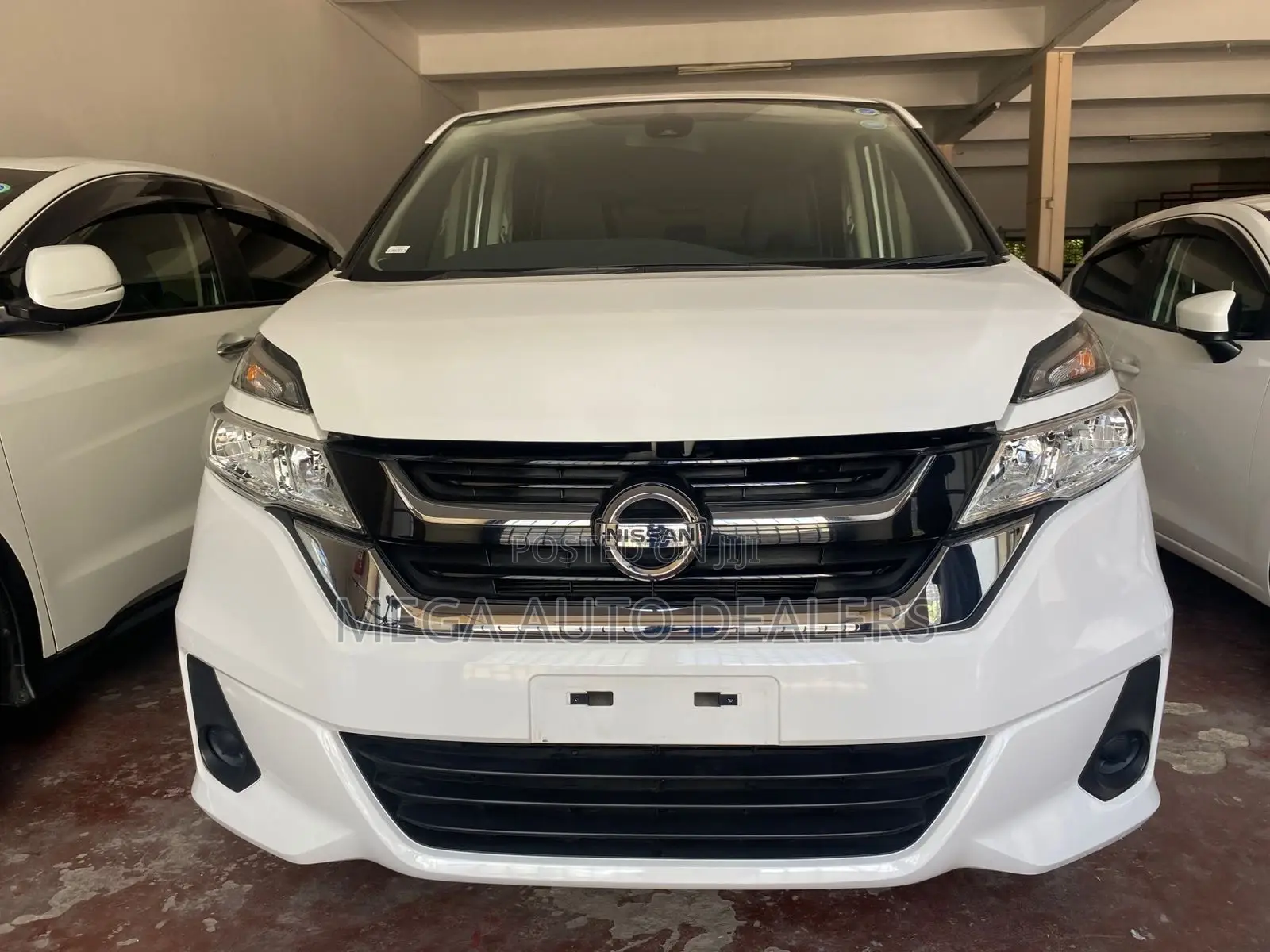 Nissan Serena 2018 White