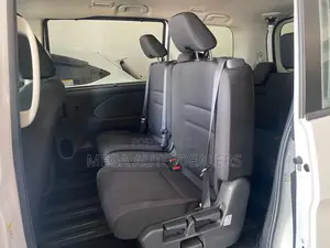 Nissan Serena 2018 White