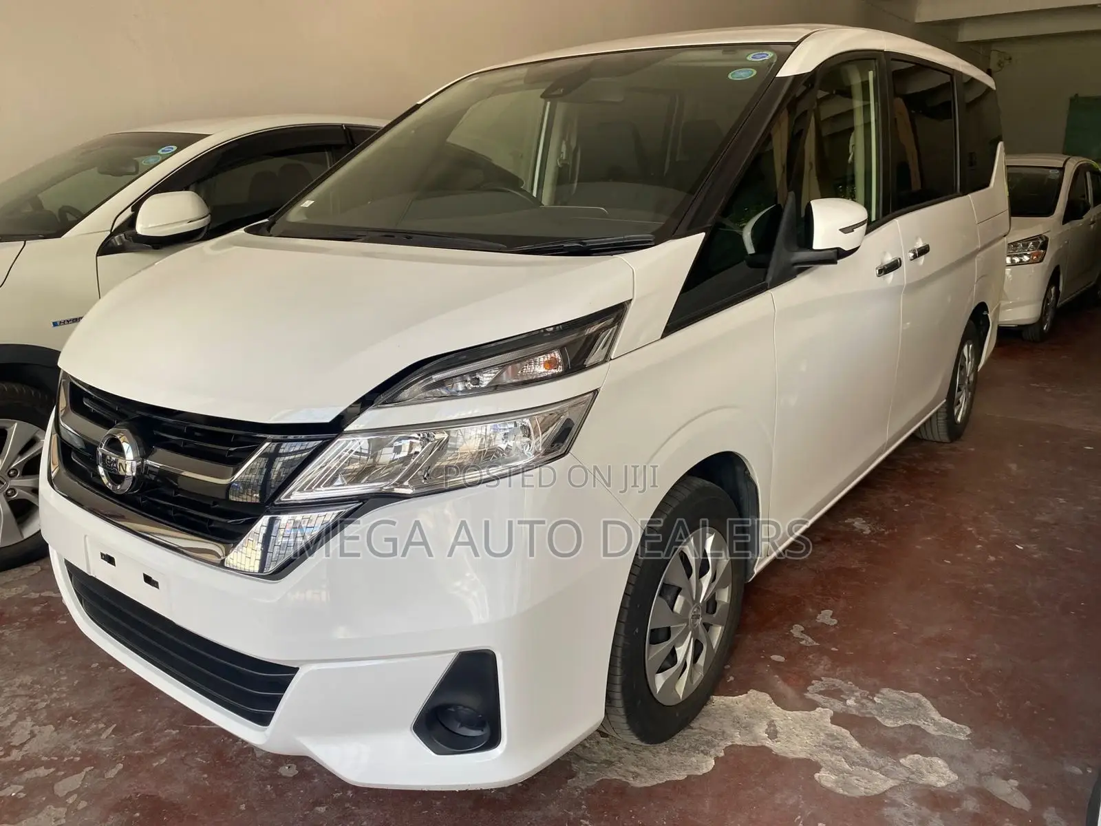 Nissan Serena 2018 White