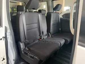 Nissan Serena 2018 White