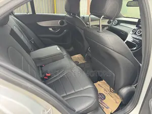 Mercedes-Benz C180 2018 Silver