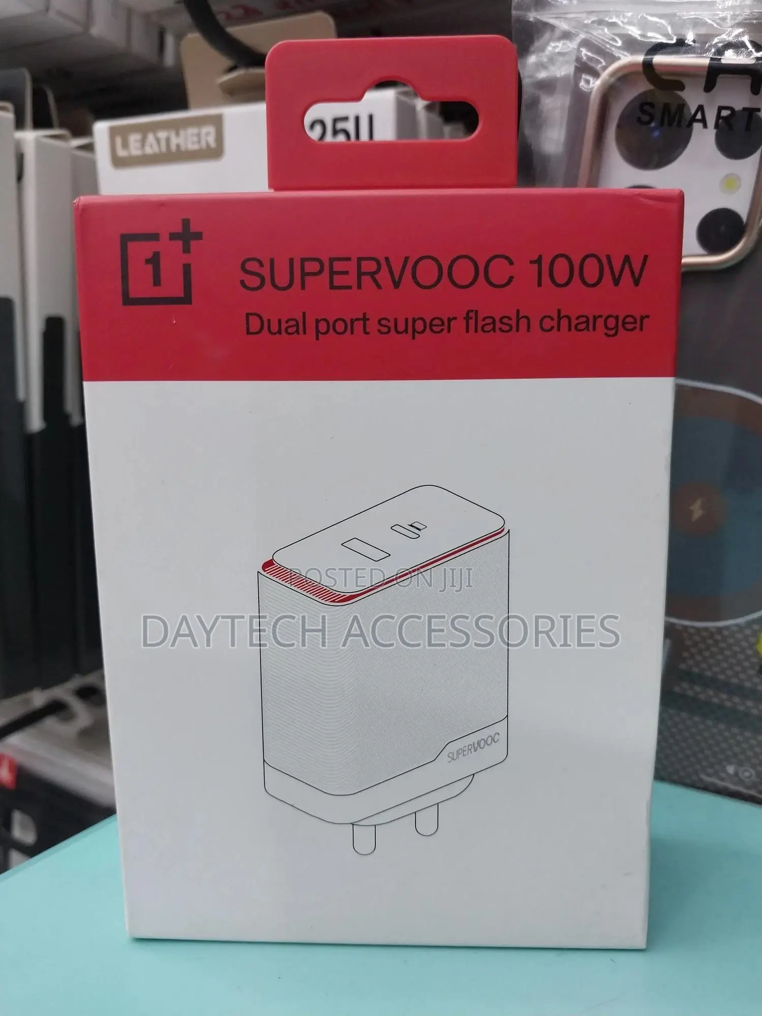 Oneplus 100w Dual-Port Super Flash Charger Kit.