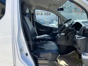 Nissan NV200 2018 White