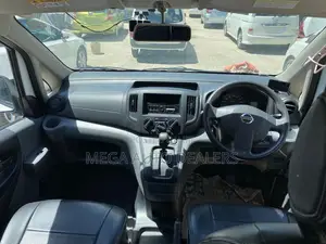 Nissan NV200 2018 White