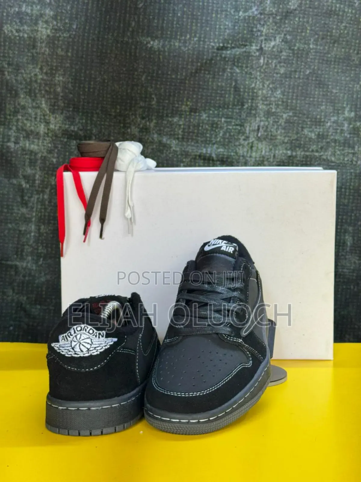 Travis Scott  Air Jordan 1 Low 
*“Black Phantom* ”