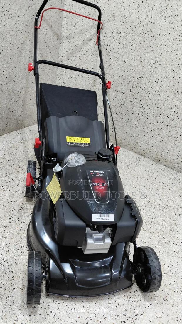 Reliable Self Propelled Honda Lawnmower - thumbnail 3
