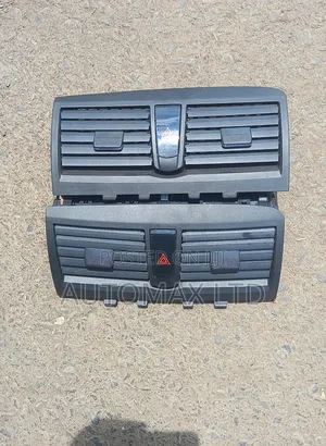 Toyota Premio/ Allion 260/265 Centre Dash Vent, Ex-Japan