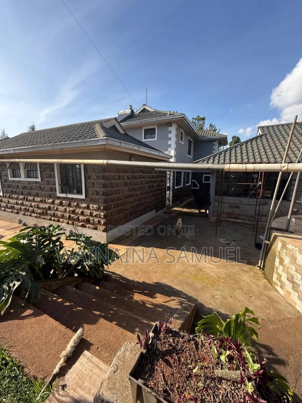 4bdrm Bungalow in Sigona for rent - thumbnail 2