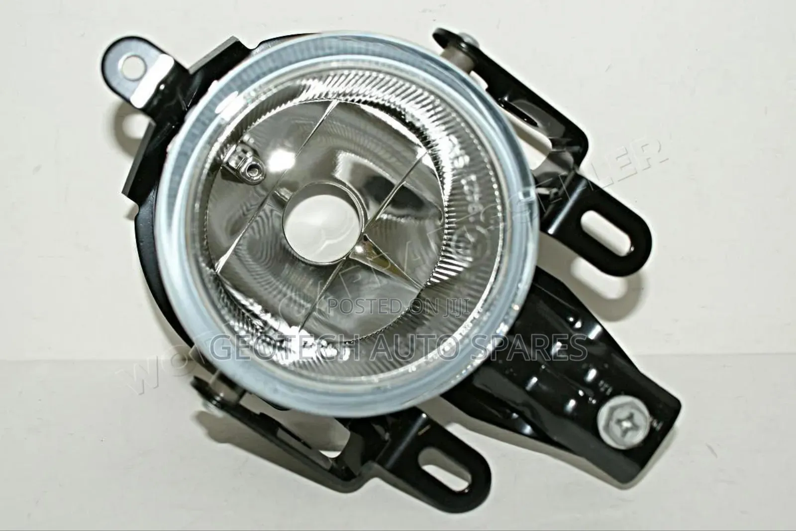 Mitsubishi Pajero Foglights
