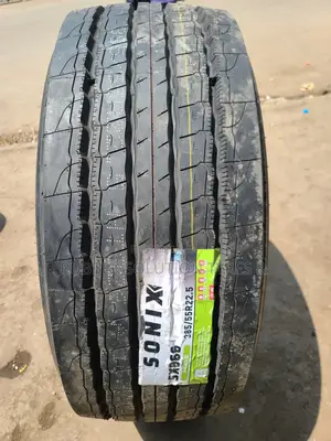 385/55r22.5 Sonix Tyres 5x966