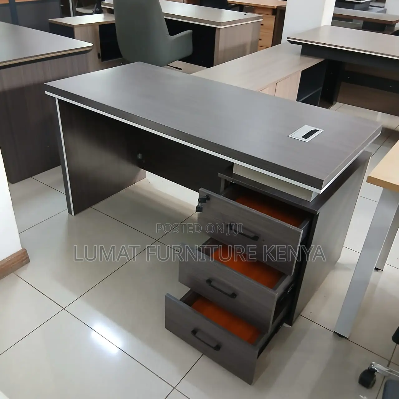 Modern 1.4m Advanced Office Staff Desk