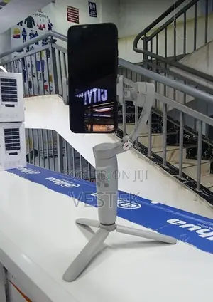 M1 Handheld Gimbal Stabilizer Camera Photo 3 - Axis