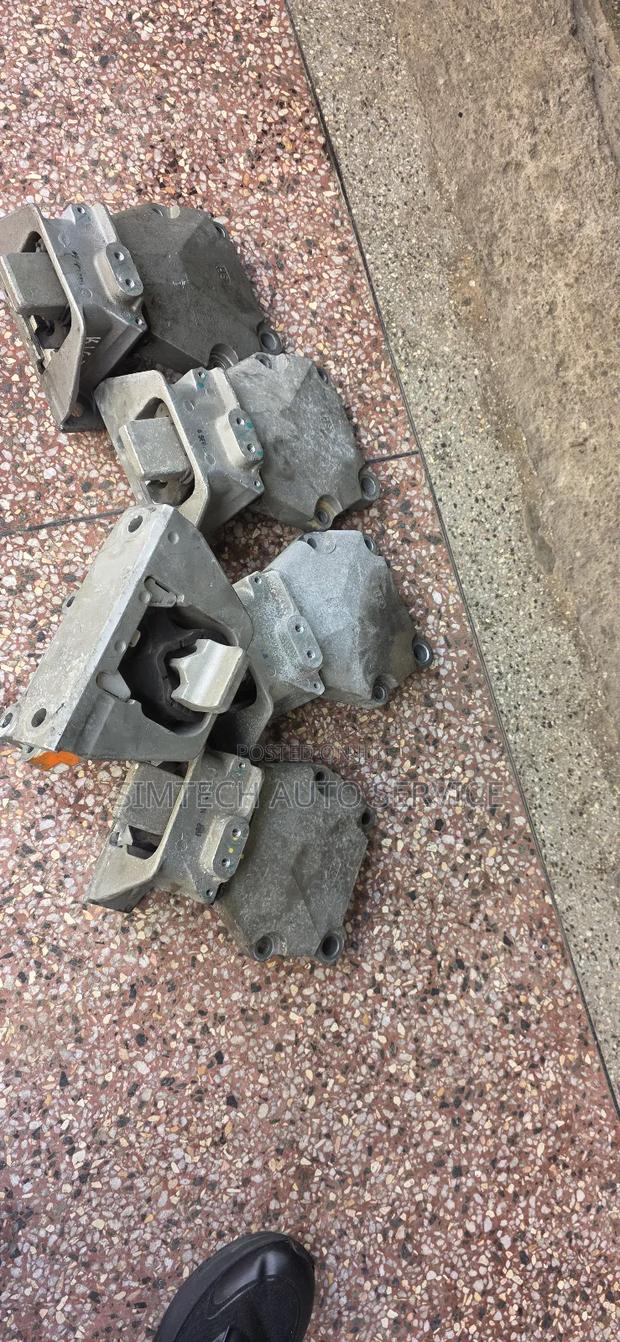 Nissan Note Epower Gearbox Mount - thumbnail 2