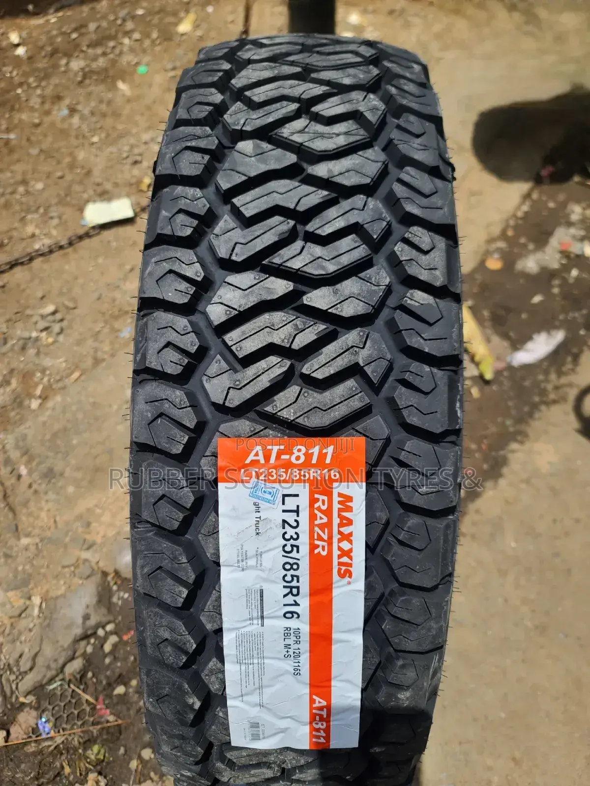 235 /85 R16 Maxxis Tyres Razr a/T811 All-Terrain
