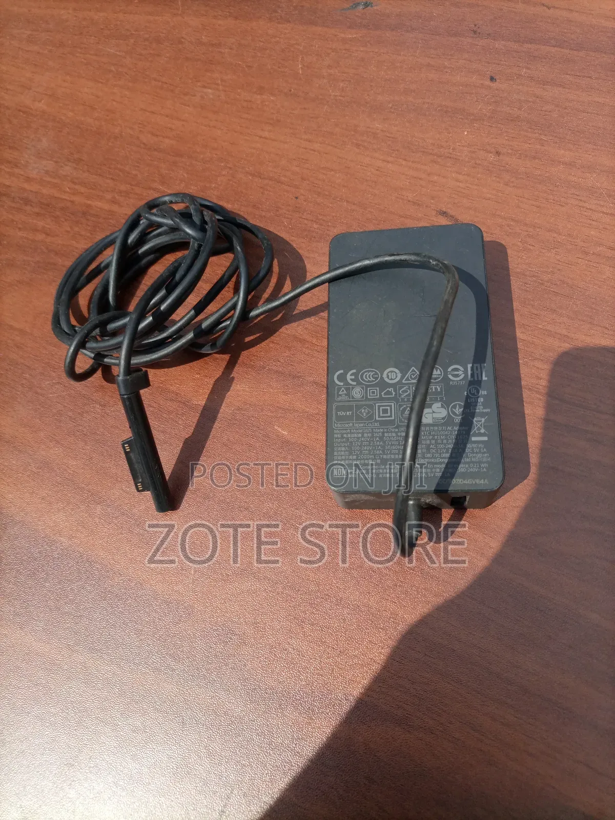 Surface Book Adapter.
