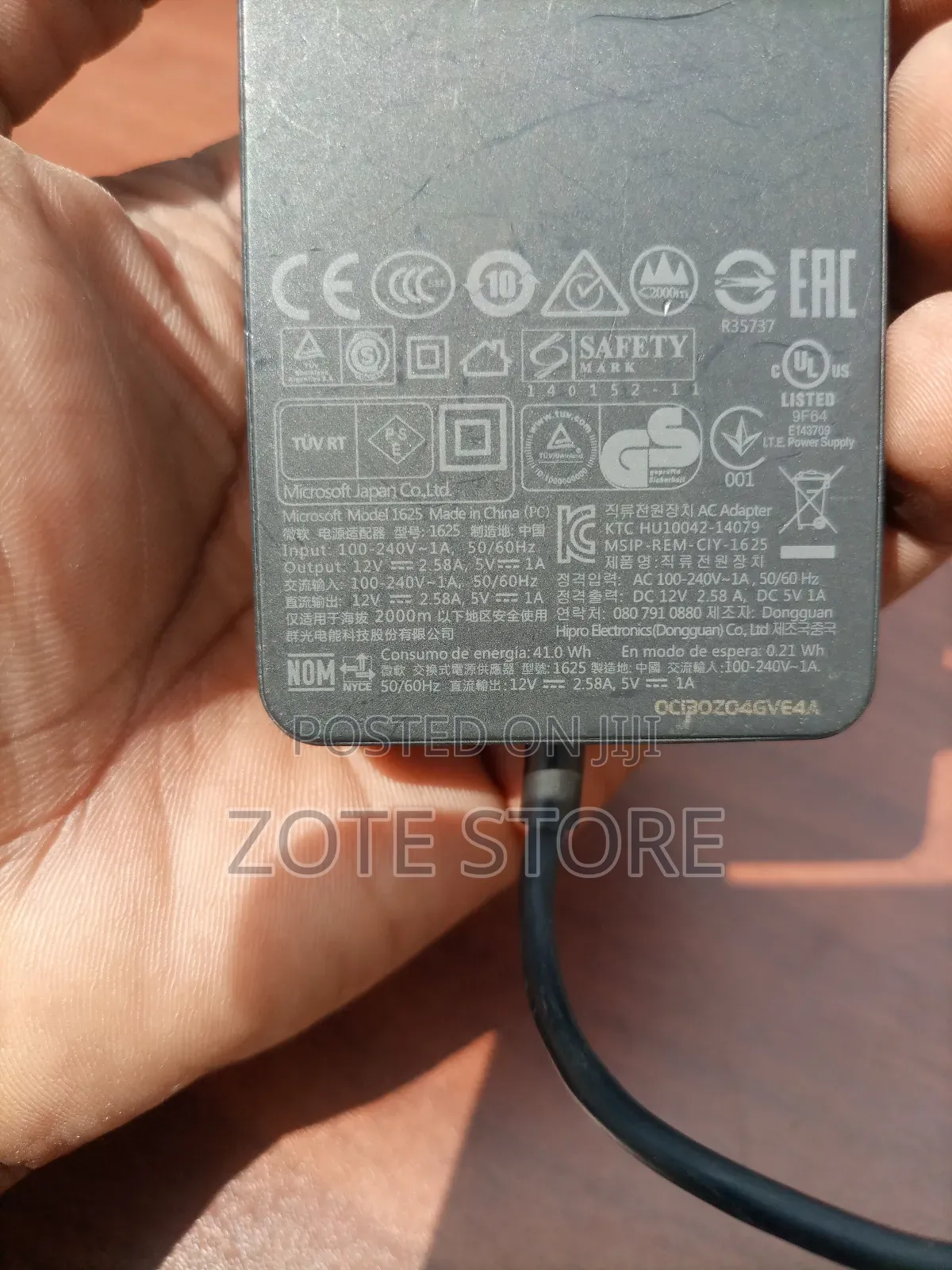 Surface Book Adapter.