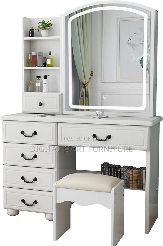 White Cosmetic Storage for Madam - thumbnail 4