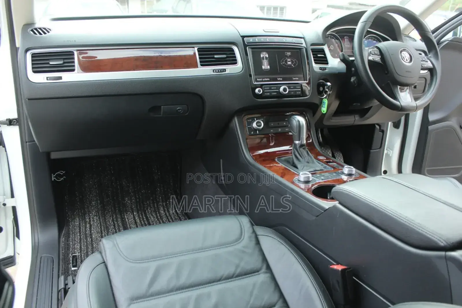 Volkswagen Touareg 2018 White