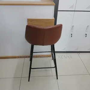 Footring Kitchen Stool