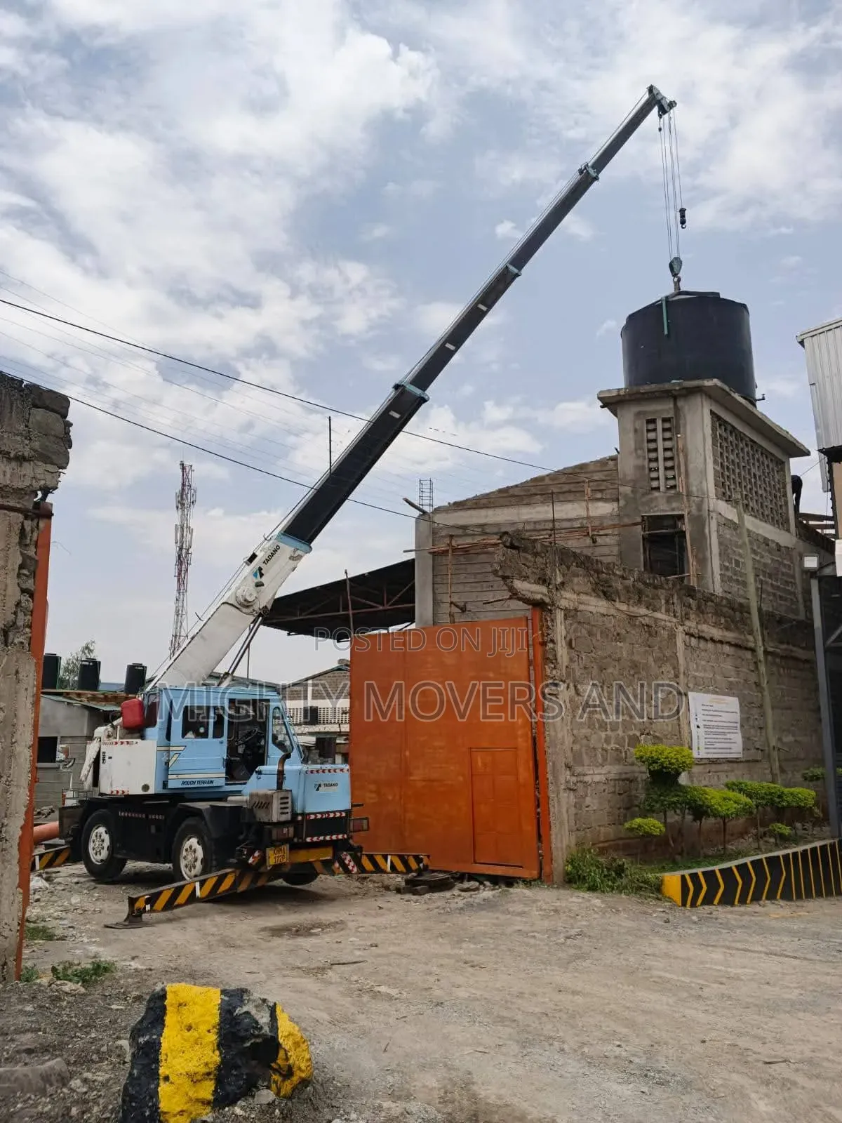Trailers With Cranes for Hoisting and Logistics Are Available