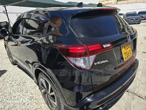 Honda Vezel 2017 Matt Black