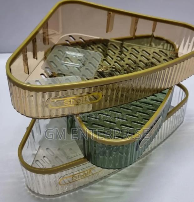 *Elegant Acrylic Fancy Bathroom Shelf Triangular