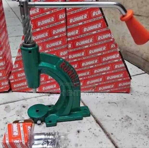 Button Press Machine/Button Machine - main view