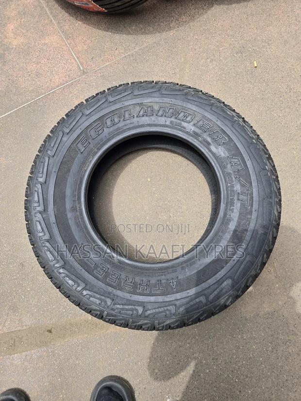 215/85r16 Threea a/T Tyre - thumbnail 2
