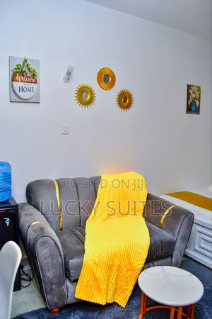 Studio BNB in Roysambu