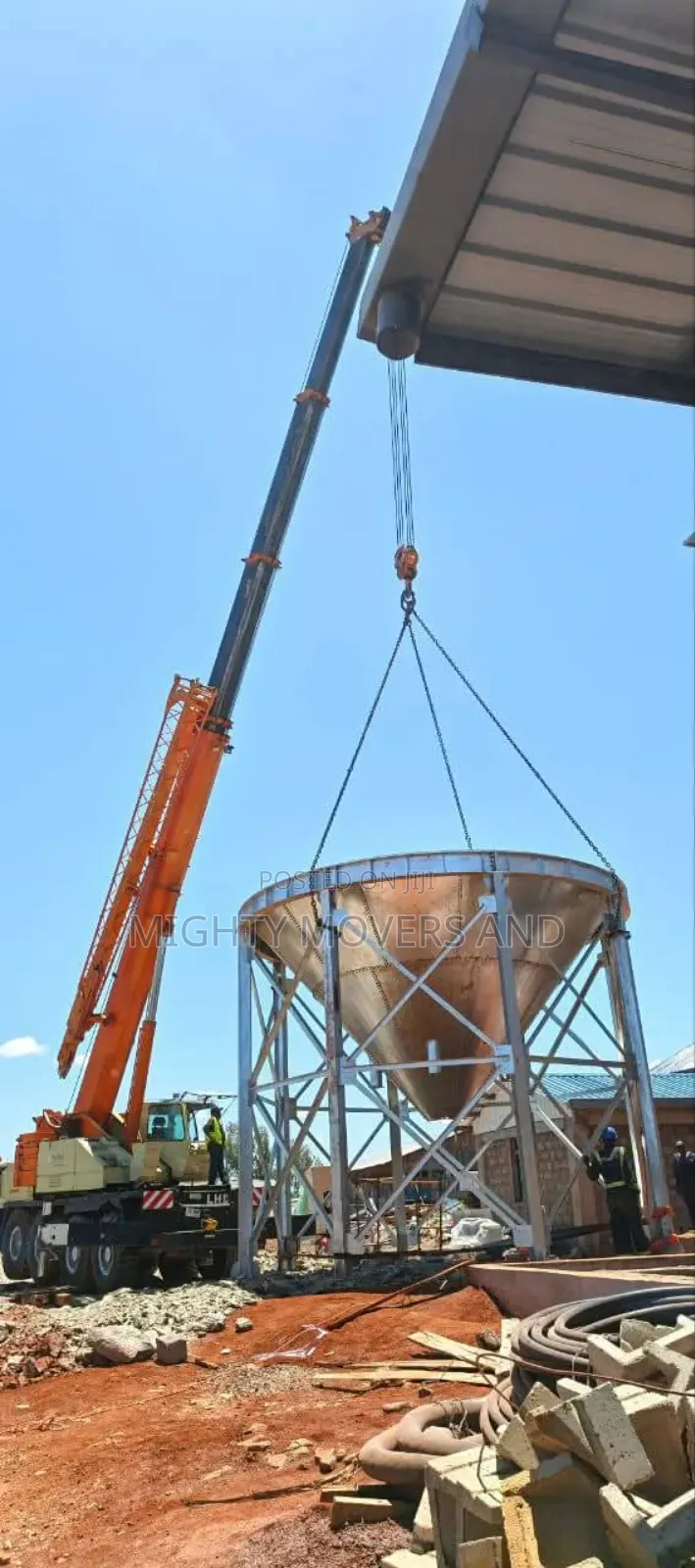 Trailers With Cranes Are at Hand for Hoisting and Logistics
