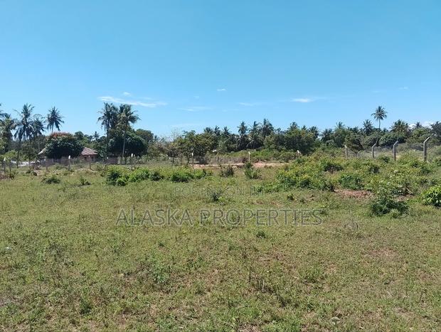 1/8 Prime Plot for Sale at Dongo Kundu Bypass