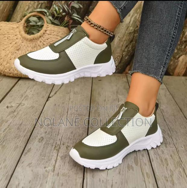 Quality Platform Sneakers - main view