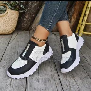 Classy Platform Sneakers - thumbnail 2