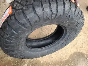 Lt 265 /75 R16 Maxxis Tyres a/T-811 Razr 10pr Made in Thailand