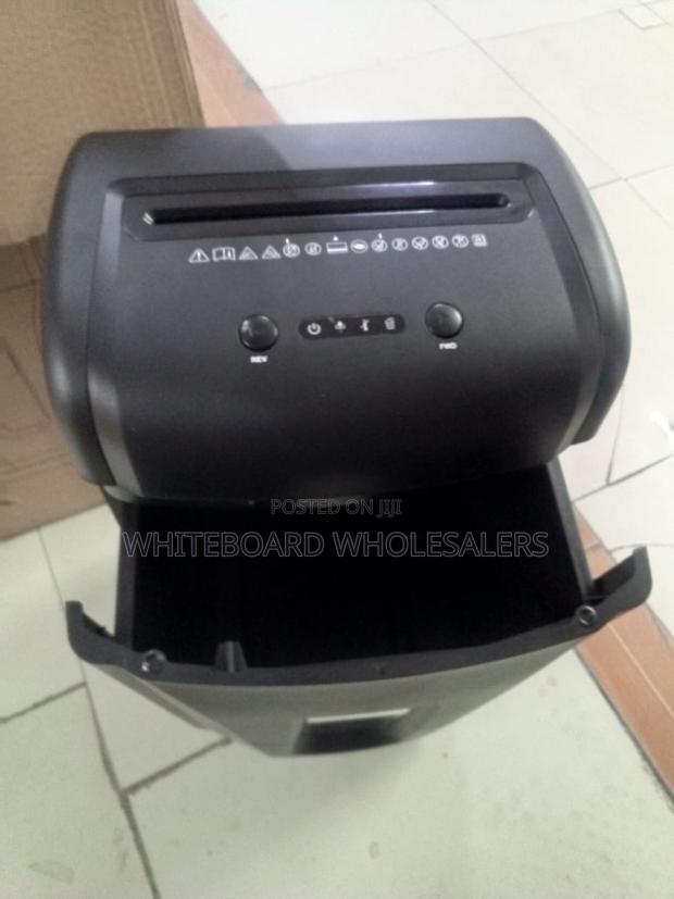 18 Sheet Shredder Equipment - main view