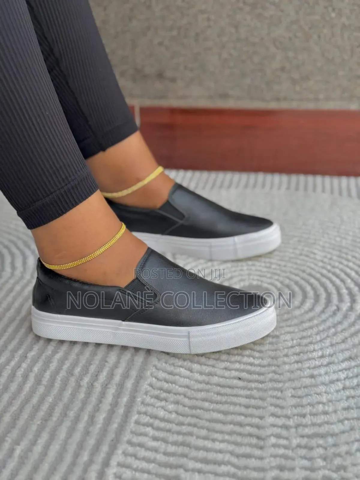 Wipe and Go Rubber Shoes