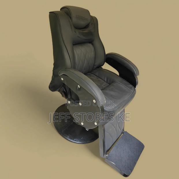 Black Plain Jumbo Recliner Barber Chair