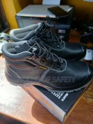Bbreathable Tiger Master Safety Boots 