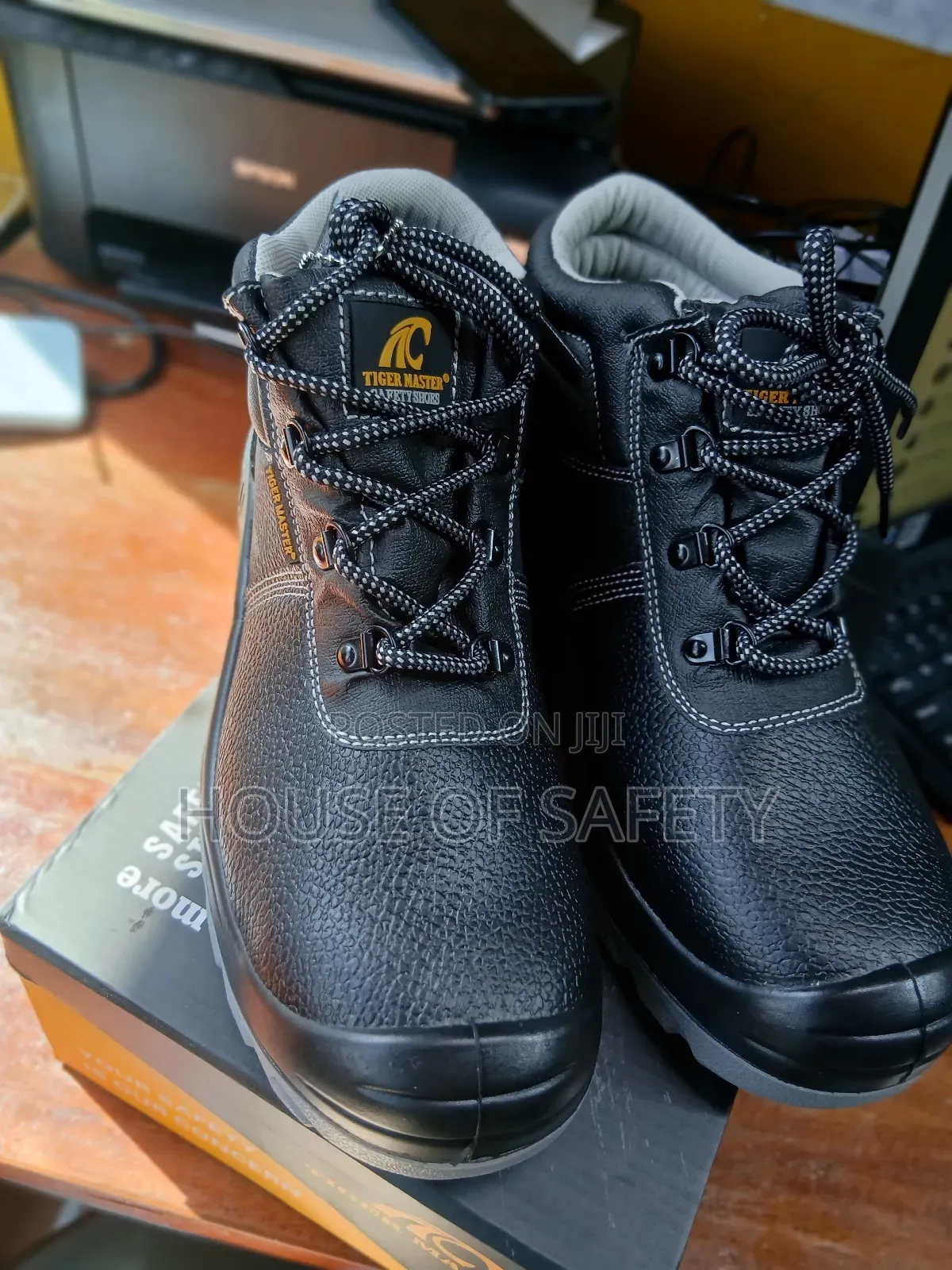 Bbreathable Tiger Master Safety Boots 