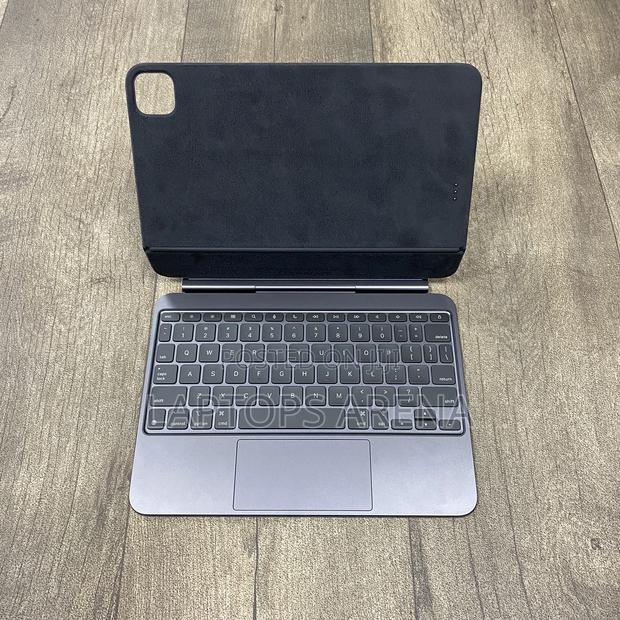 Apple Magic Keyboard for 11” iPad Pro M4 Chip
