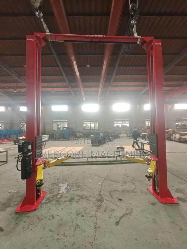Commercial 4tonne Two Post Carlift Machine. - main view