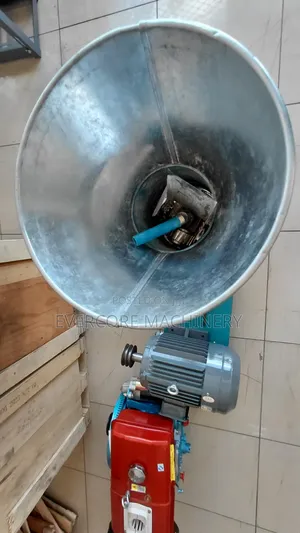 Commercial 7.5hp Electric Animal Feed Pellet Maker Machine.